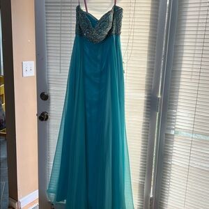 Blush Prom NWT Aqua Prom, Pageant, Evening Gown, Size 10